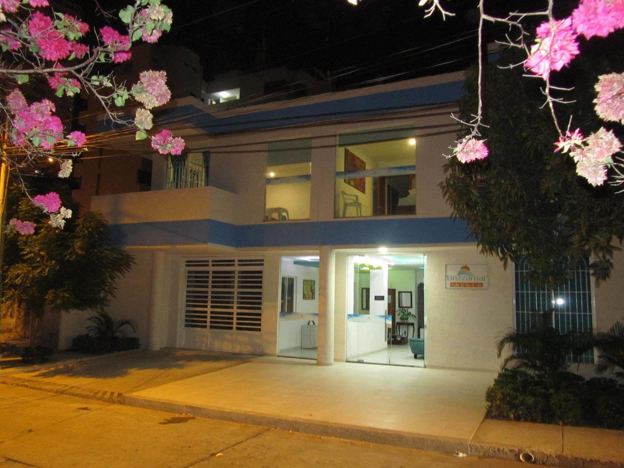 Brizzamar Hotel Santa Marta  Eksteriør billede